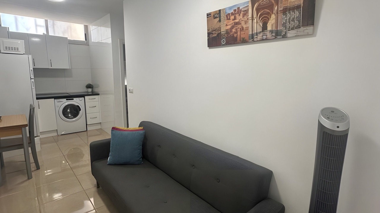 Photo of Livingroom in San Fernando