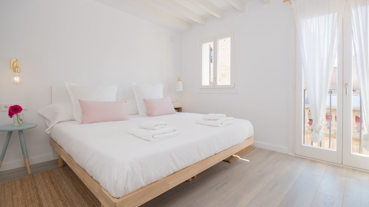 Photo of Bedroom in Centre