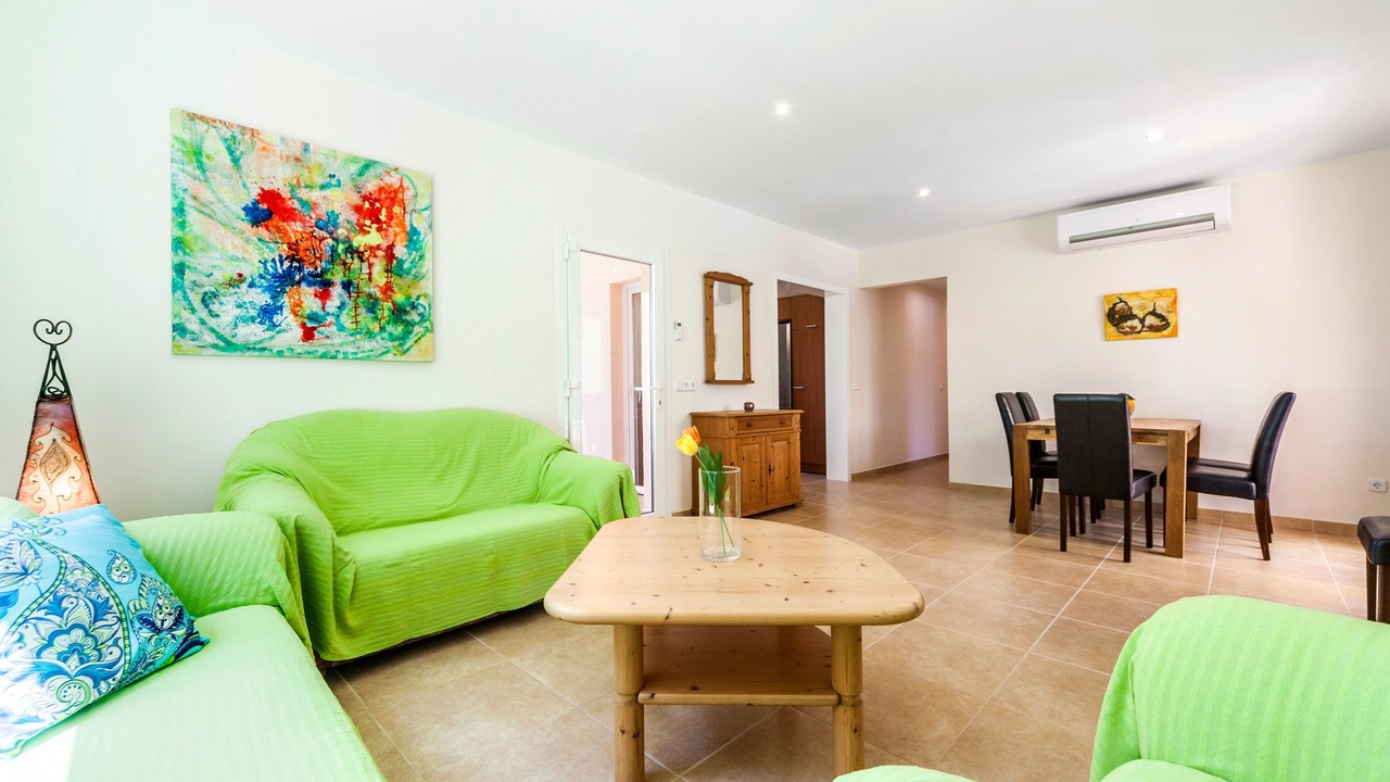 Photo of Livingroom in Cala Llombards