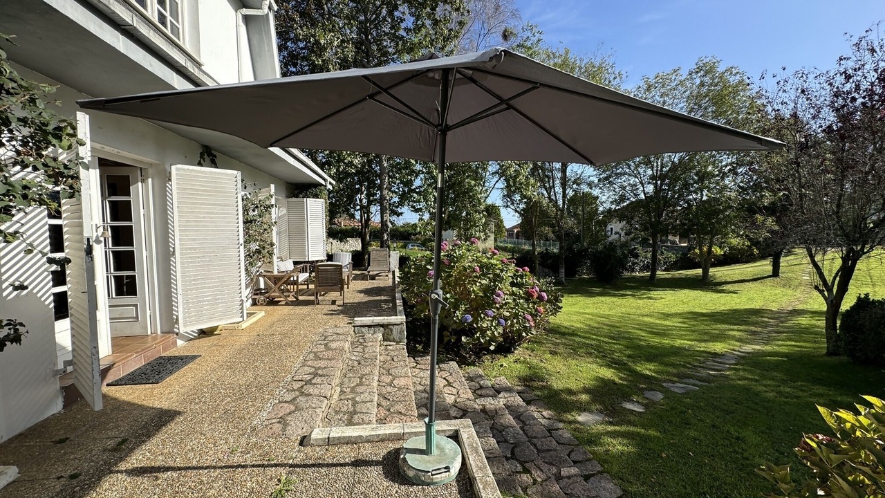 Photo of Patio Balcony in Andrin