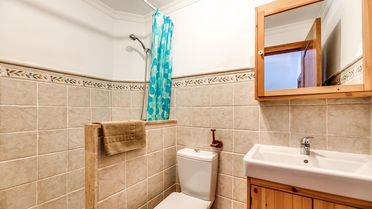 Photo of Bathroom in Ojen