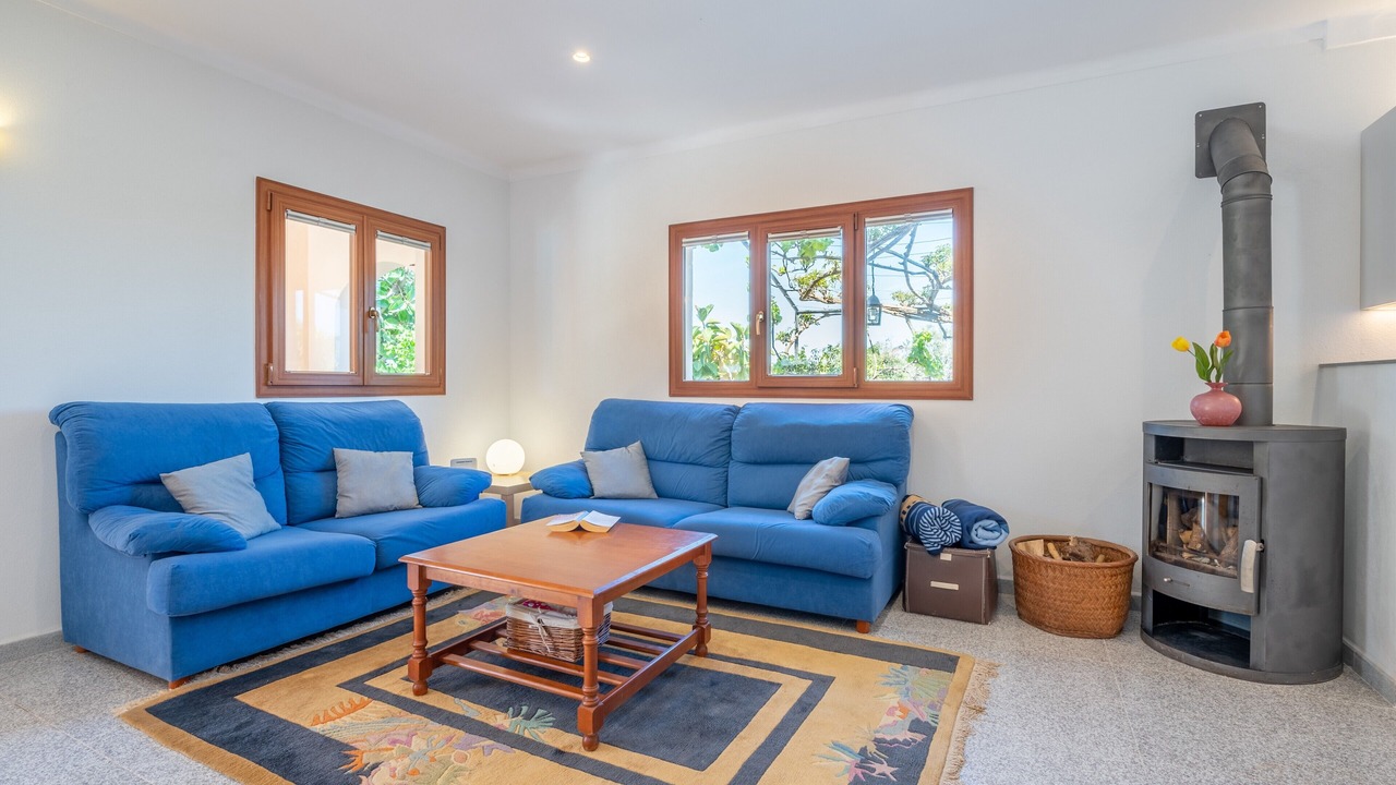 Photo of Livingroom in Cala Llombards