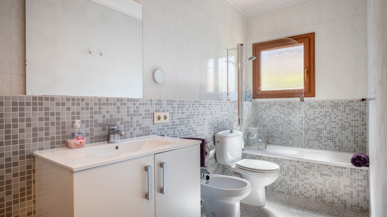 Photo of Bathroom in Cala Llombards