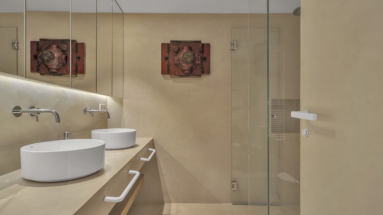 Photo of Bathroom in Golden Mile