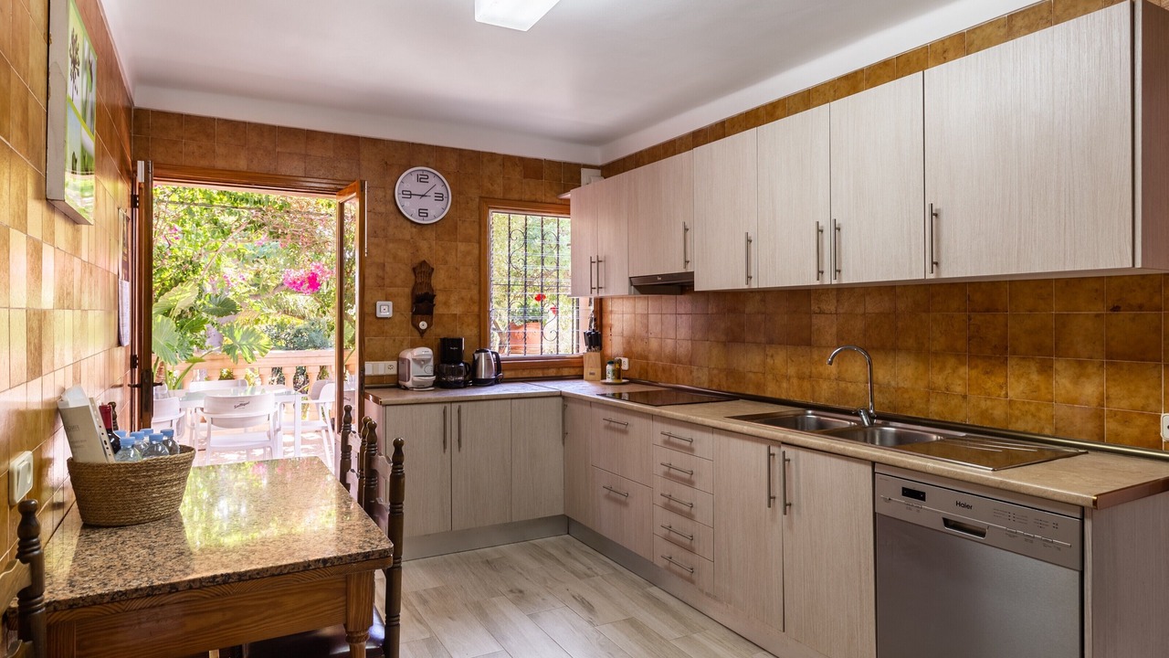 Photo of Kitchen in Alaro