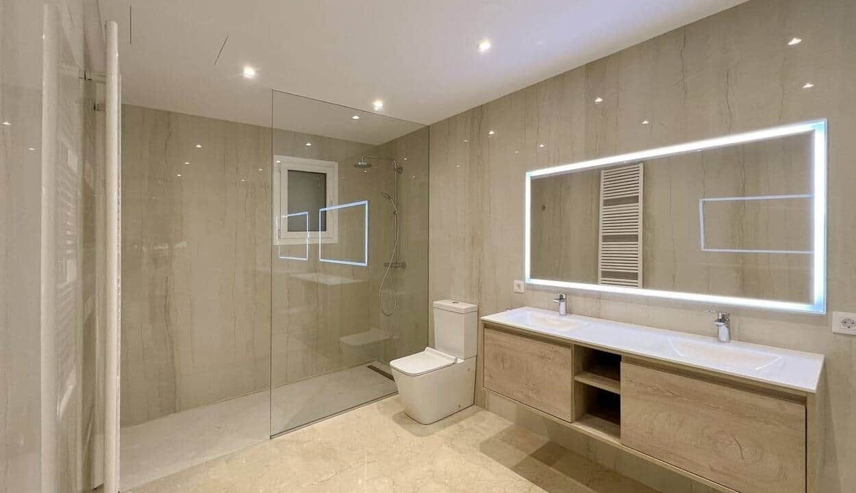 Photo of Bathroom in l'Aranjassa