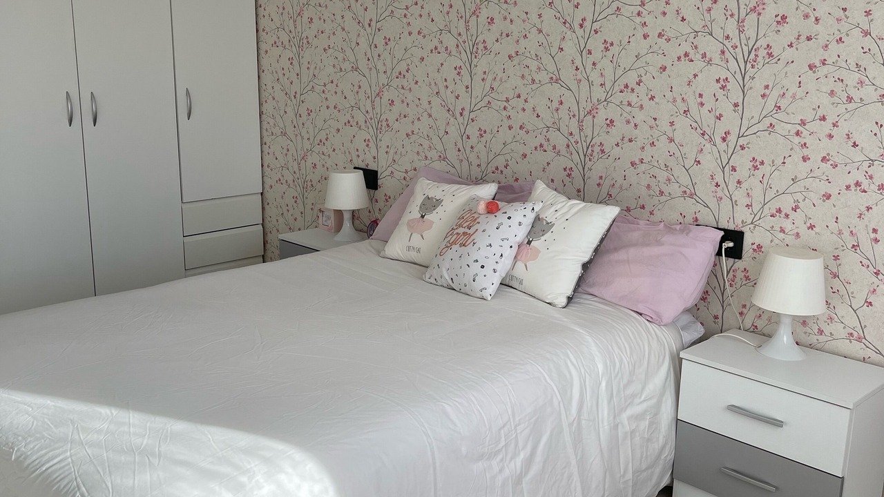 Photo of Bedroom in Dean Pequeno