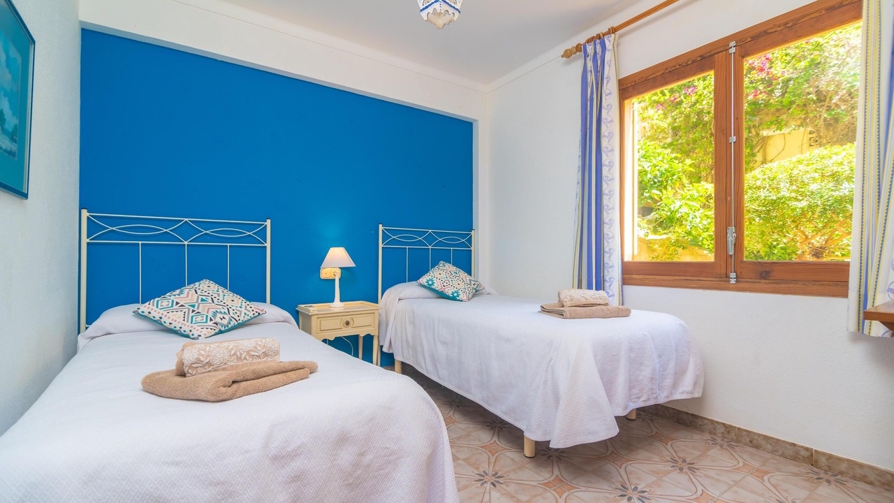 Photo of Bedroom in Alcanada