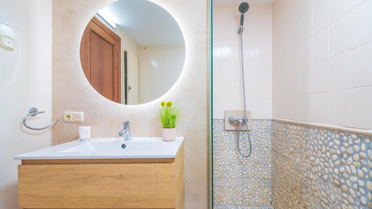 Photo of Bathroom in Alcanada