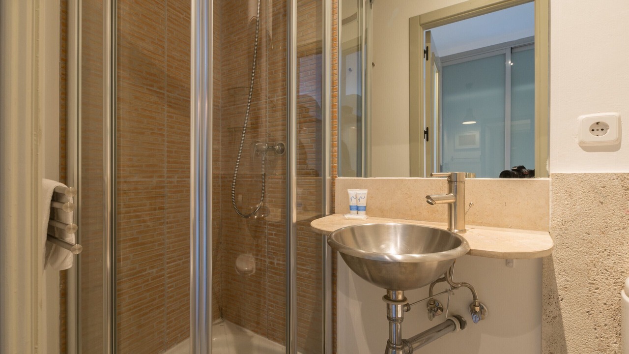 Photo of Bathroom in Huertas