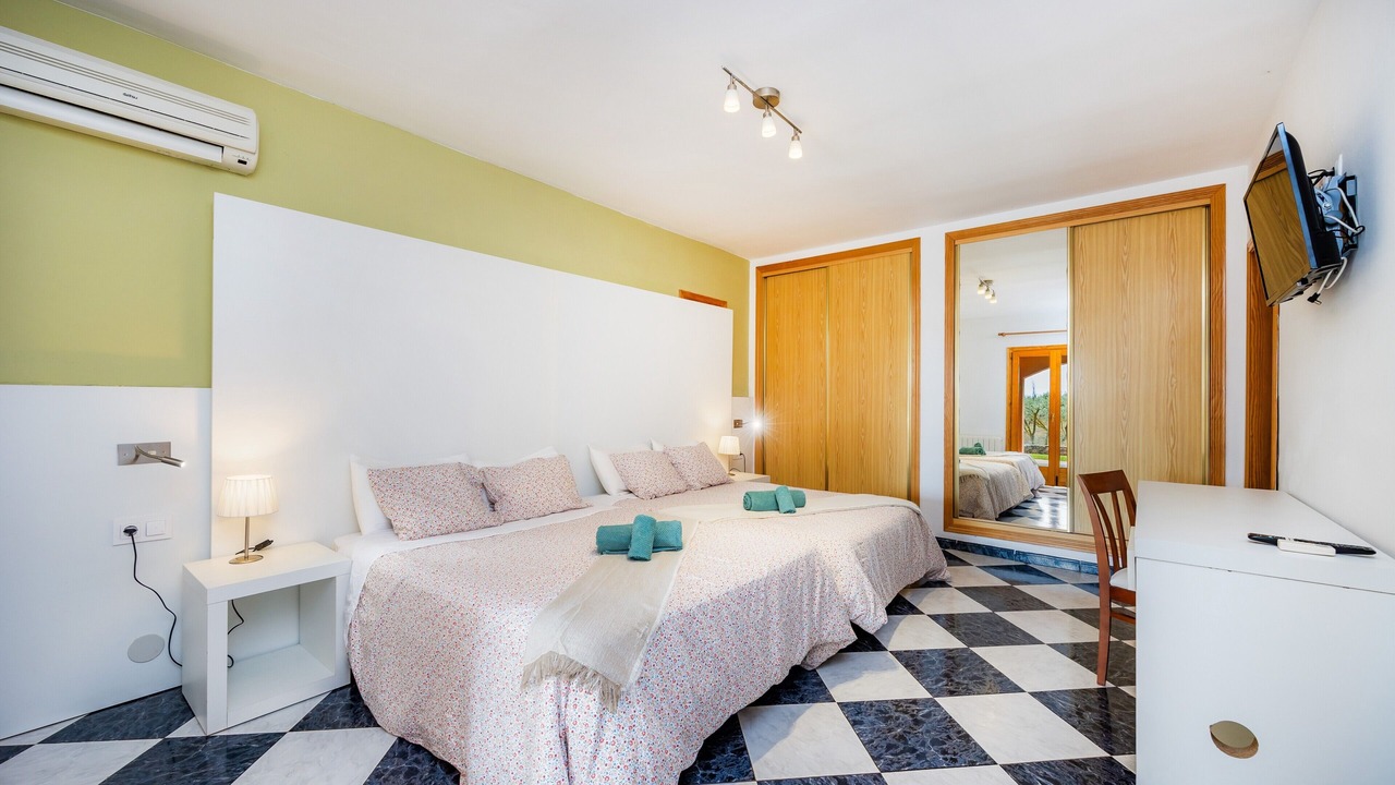 Photo of Bedroom in Son Antem