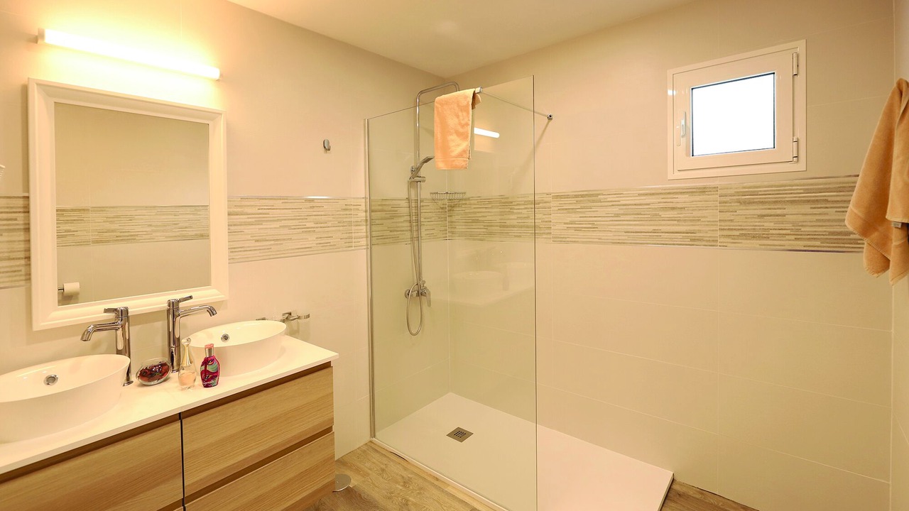 Photo of Bathroom in Puerto del Carmen
