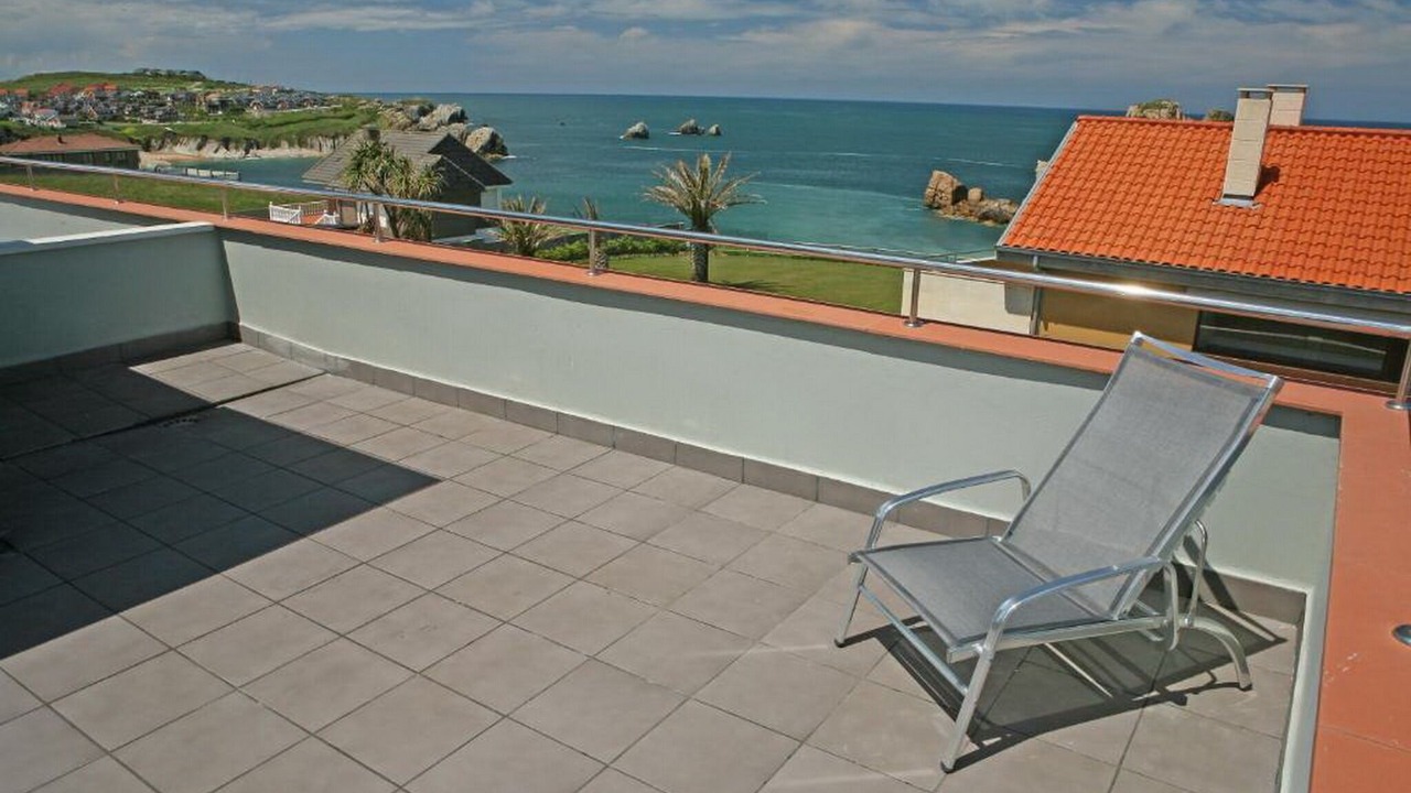 Photo of Patio Balcony in Liencres