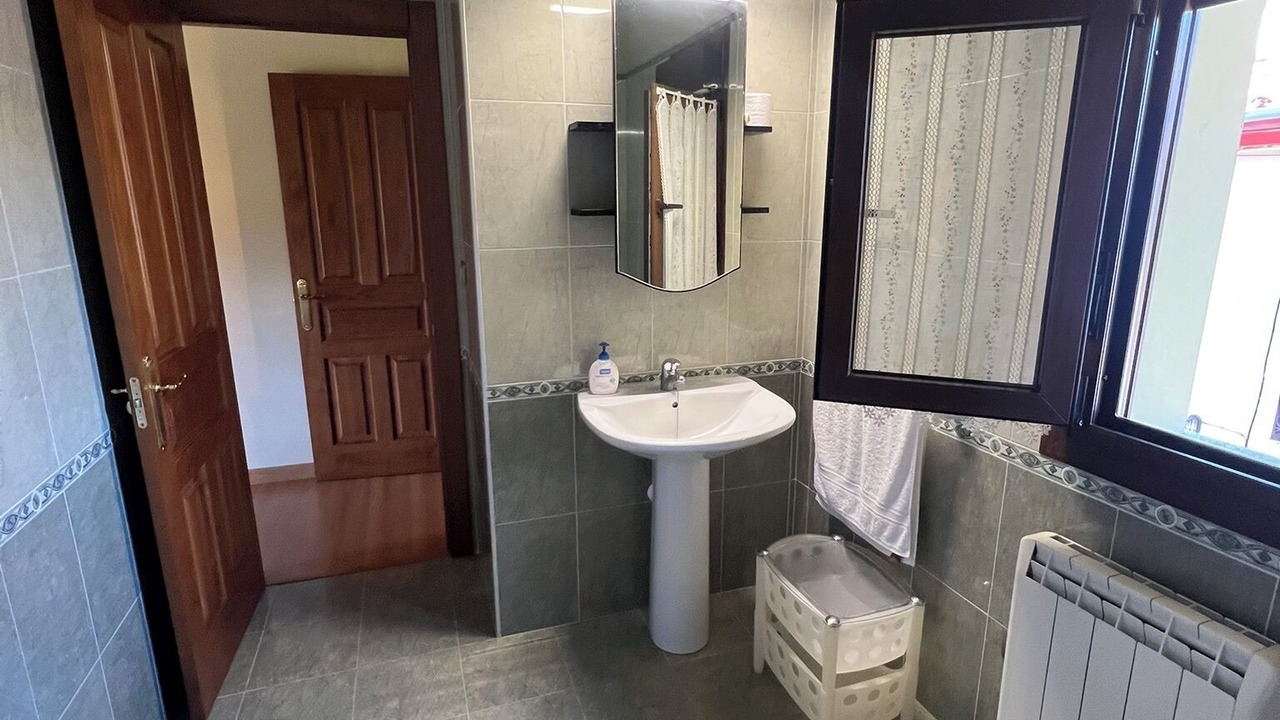 Photo of Bathroom in Llamigo