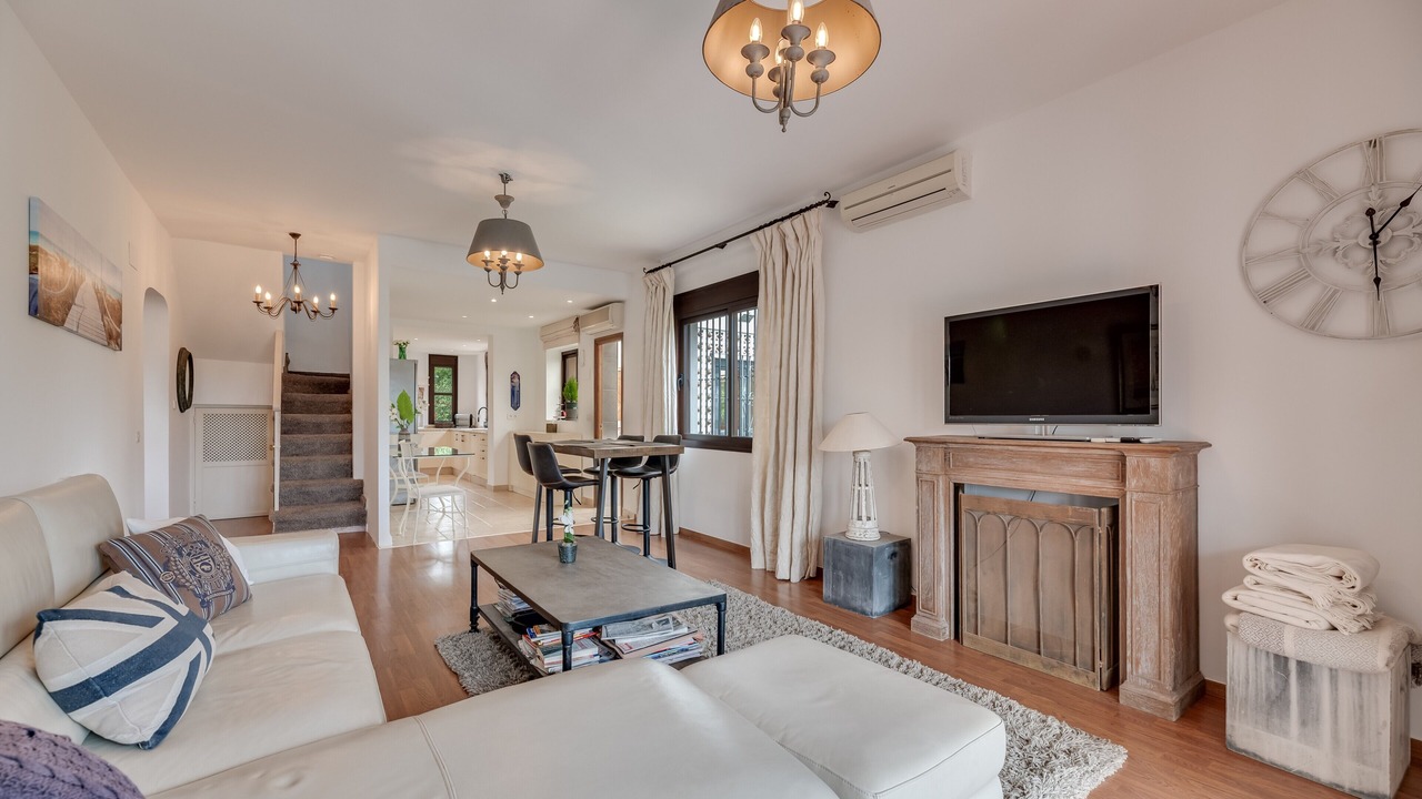 Photo of Livingroom in Carib Playa
