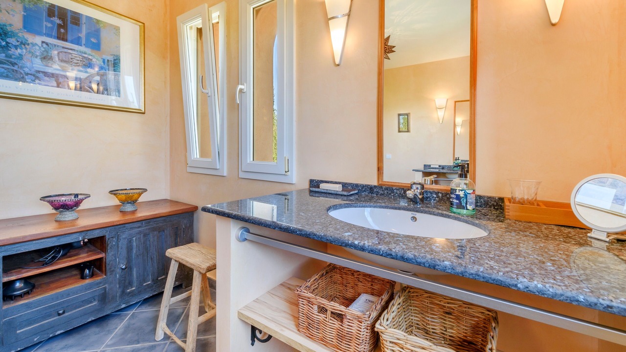 Photo of Bathroom in Manacor