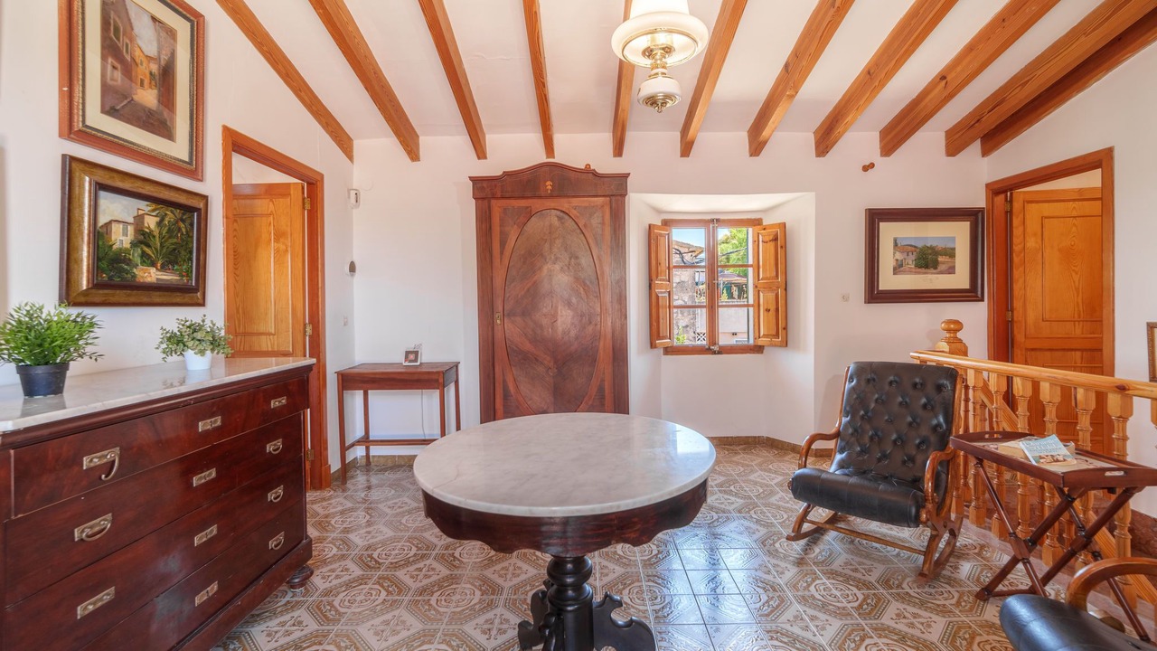 Photo of Bedroom in Establiments