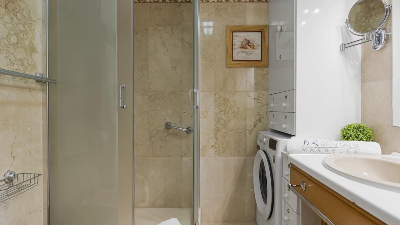 Photo of Bathroom in Puerto Banus