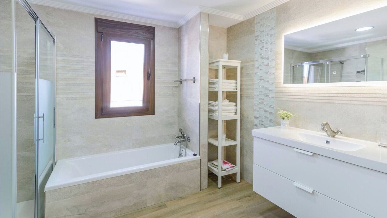 Photo of Bathroom in Almayate Bajo