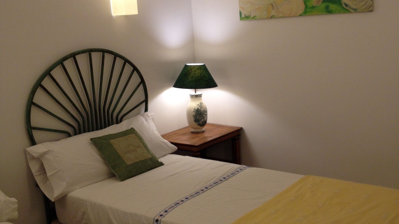 Photo of Bedroom in Golden Mile