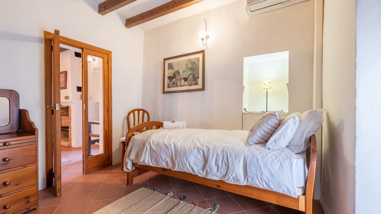 Photo of Bedroom in Sencelles