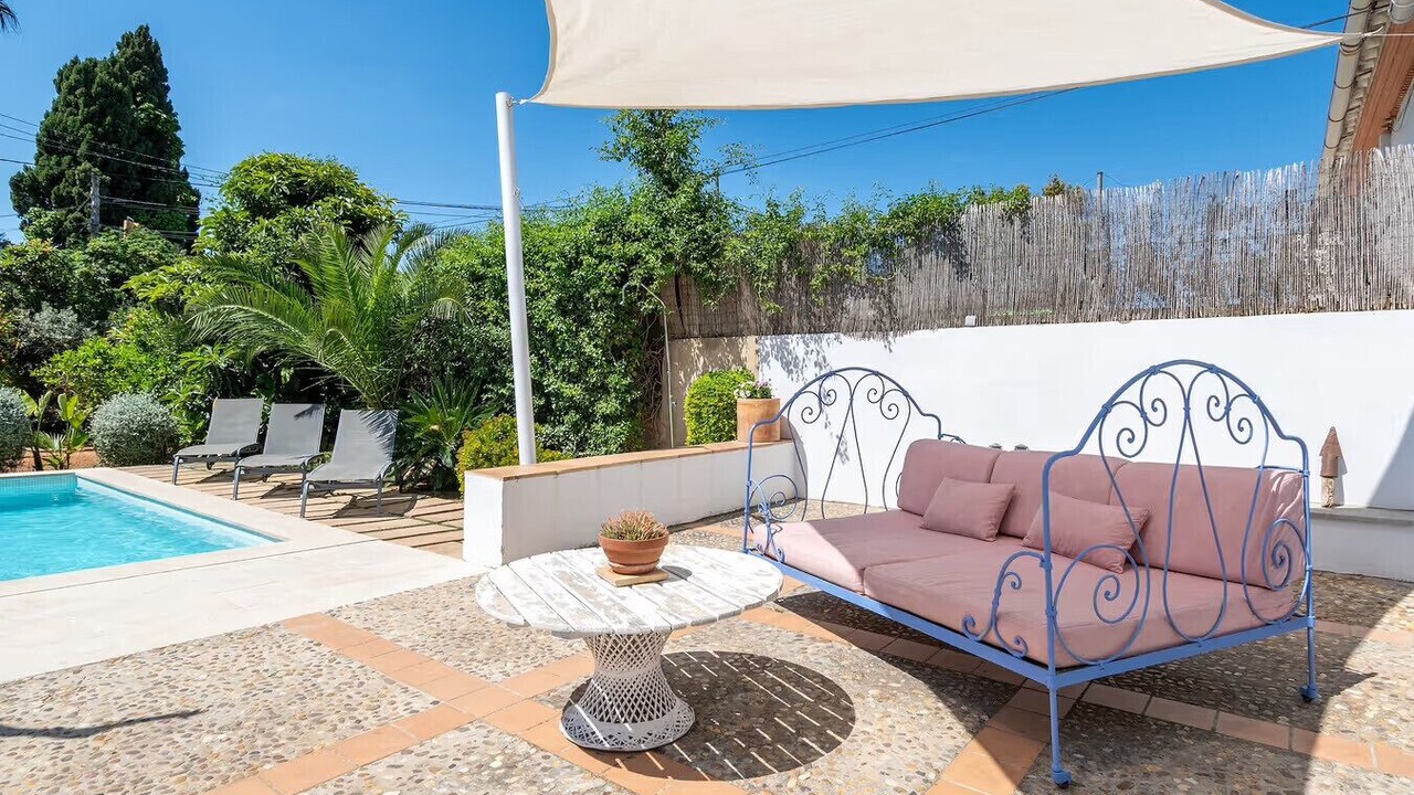 Photo of Patio Balcony in Establiments