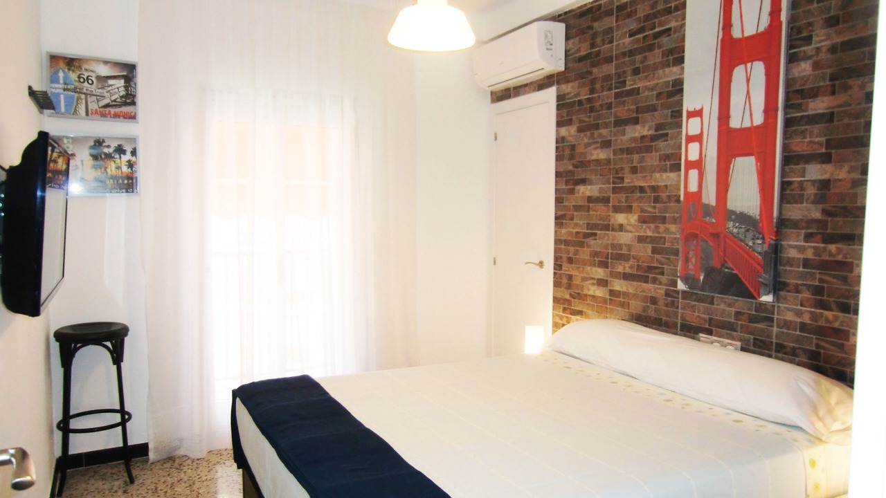 Photo of Bedroom in Fuengirola City Centre