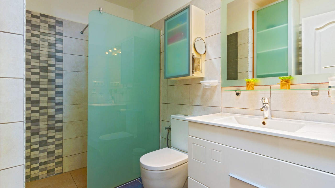Photo of Bathroom in Tias