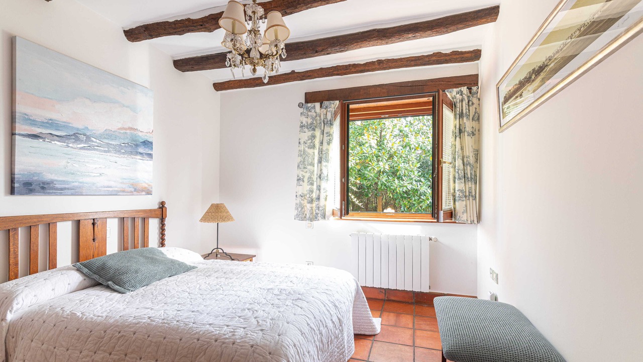 Photo of Bedroom in Udias