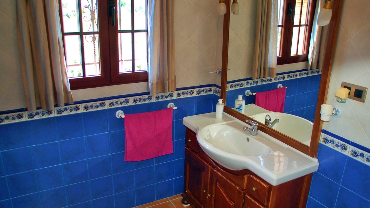 Photo of Bathroom in Iznajar