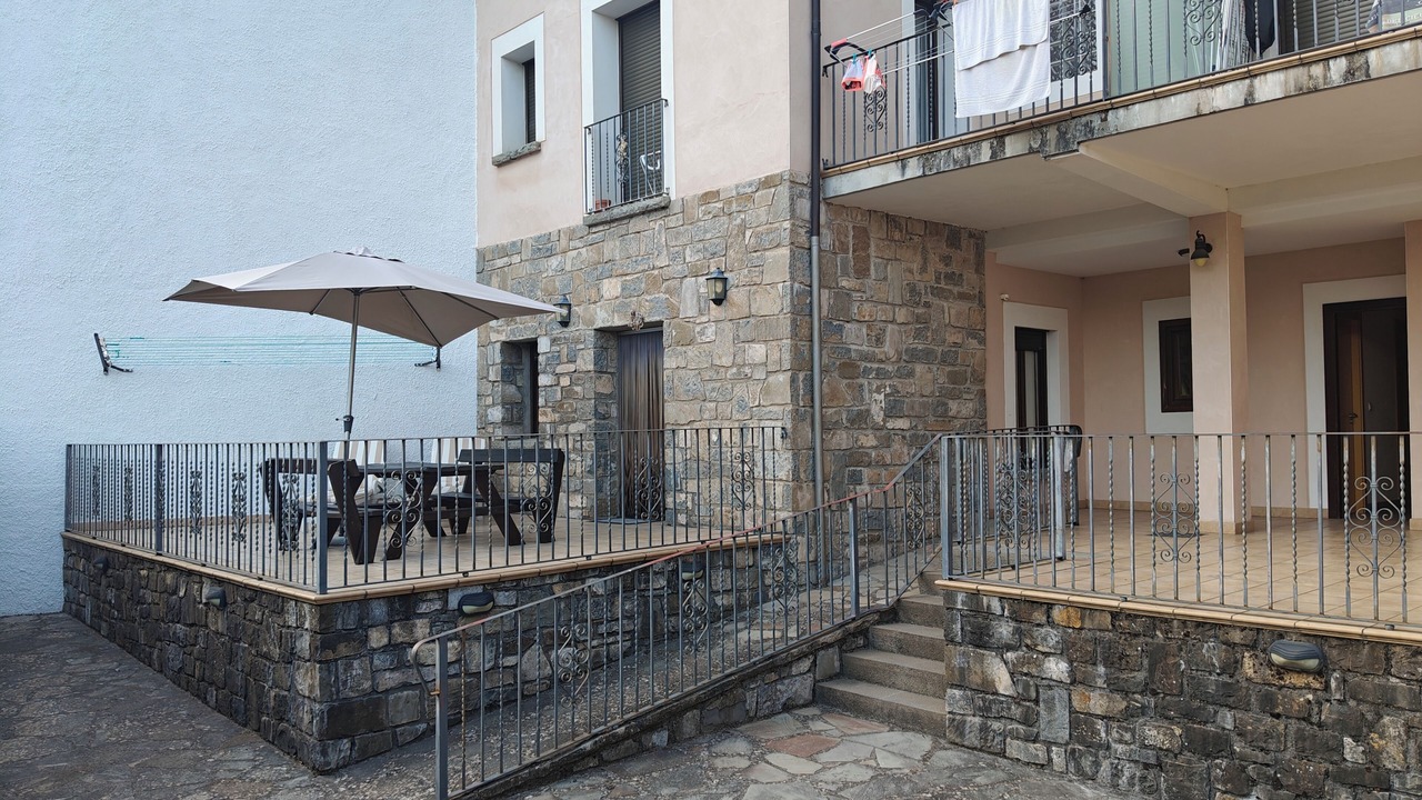 Photo of Outdoor in Hecho