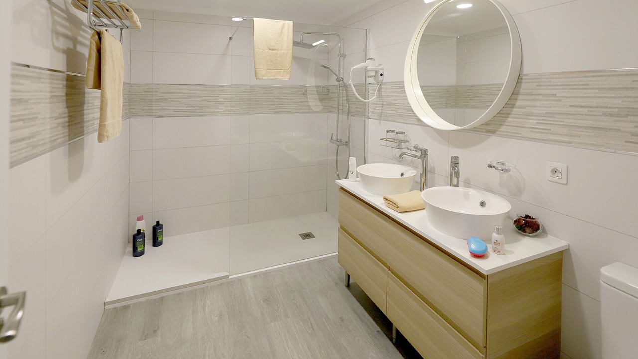 Photo of Bathroom in Puerto del Carmen