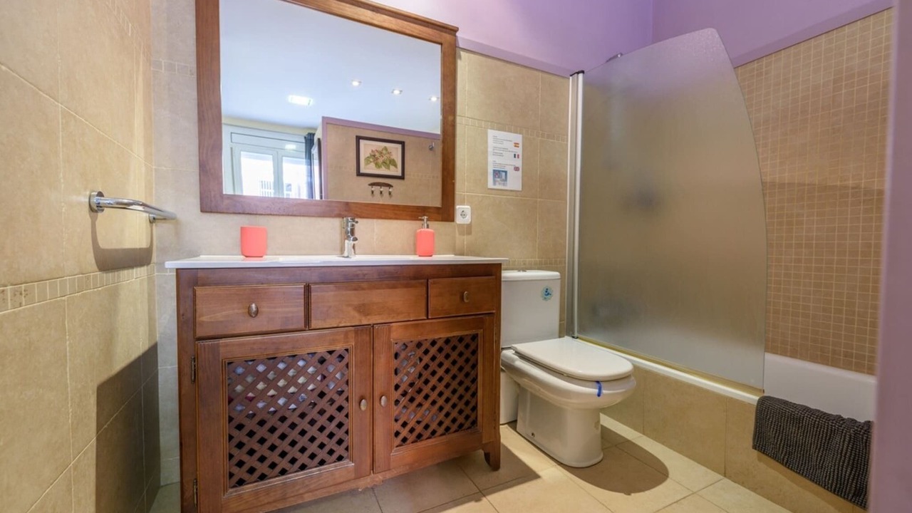 Photo of Bathroom in El Poble-sec