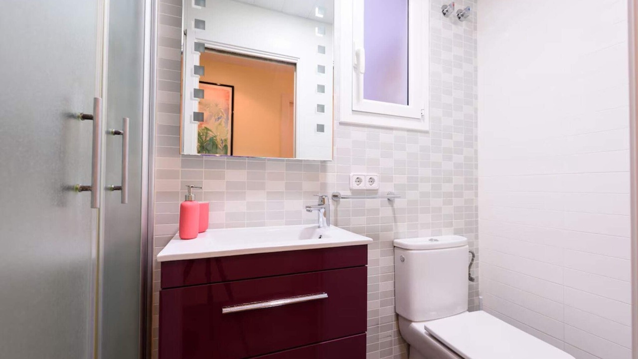 Photo of Bathroom in El Poble-sec