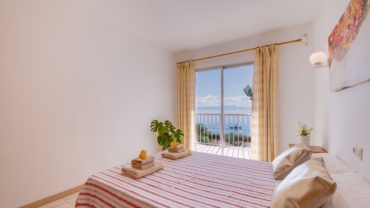 Photo of Bedroom in Alcanada
