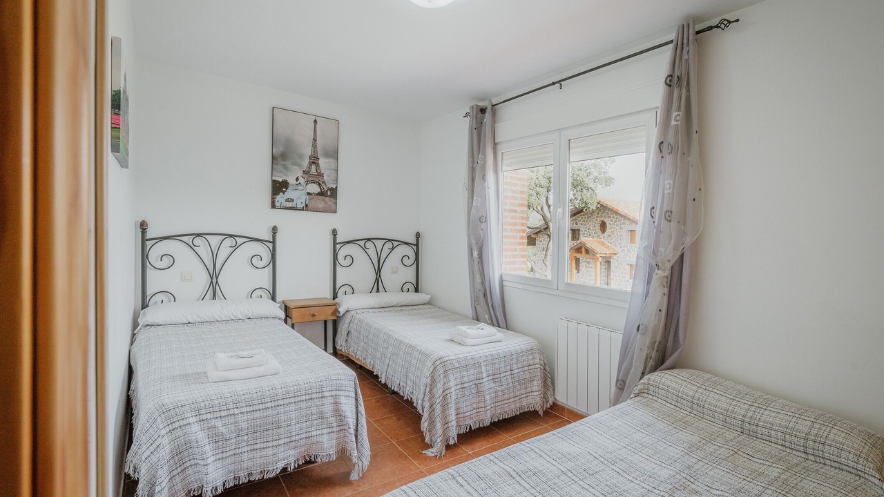 Photo of Bedroom in Navaluenga