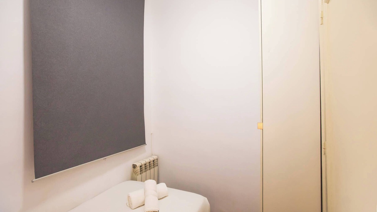 Photo of Bathroom in El Camp de l'Arpa del Clot