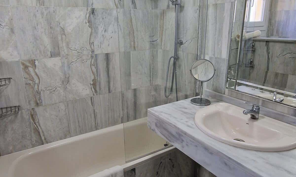 Photo of Bathroom in Cabopino