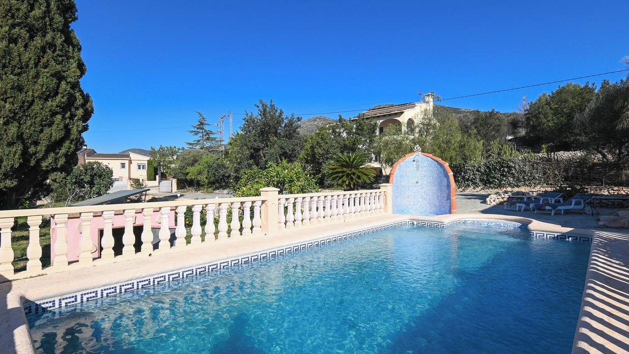 Photo of Outdoor in Jalon