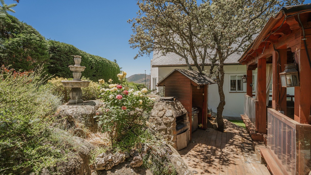 Photo of Outdoor in Los Angeles de San Rafael