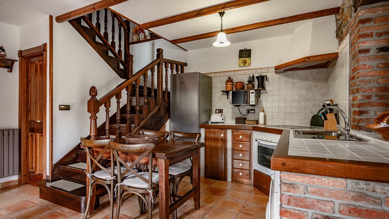 Photo of Kitchen in Santianes de Ola