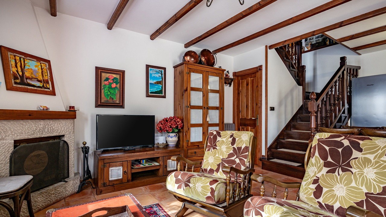 Photo of Livingroom in Santianes de Ola