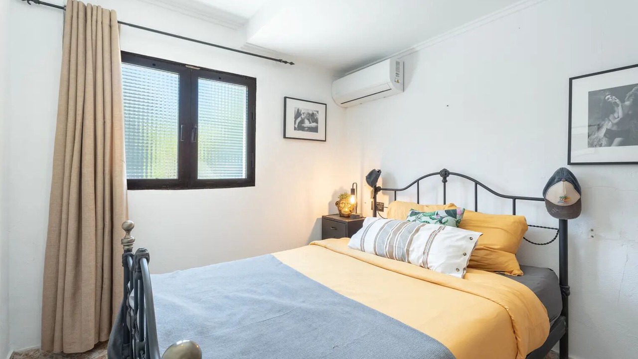 Photo of Bedroom in Torrent