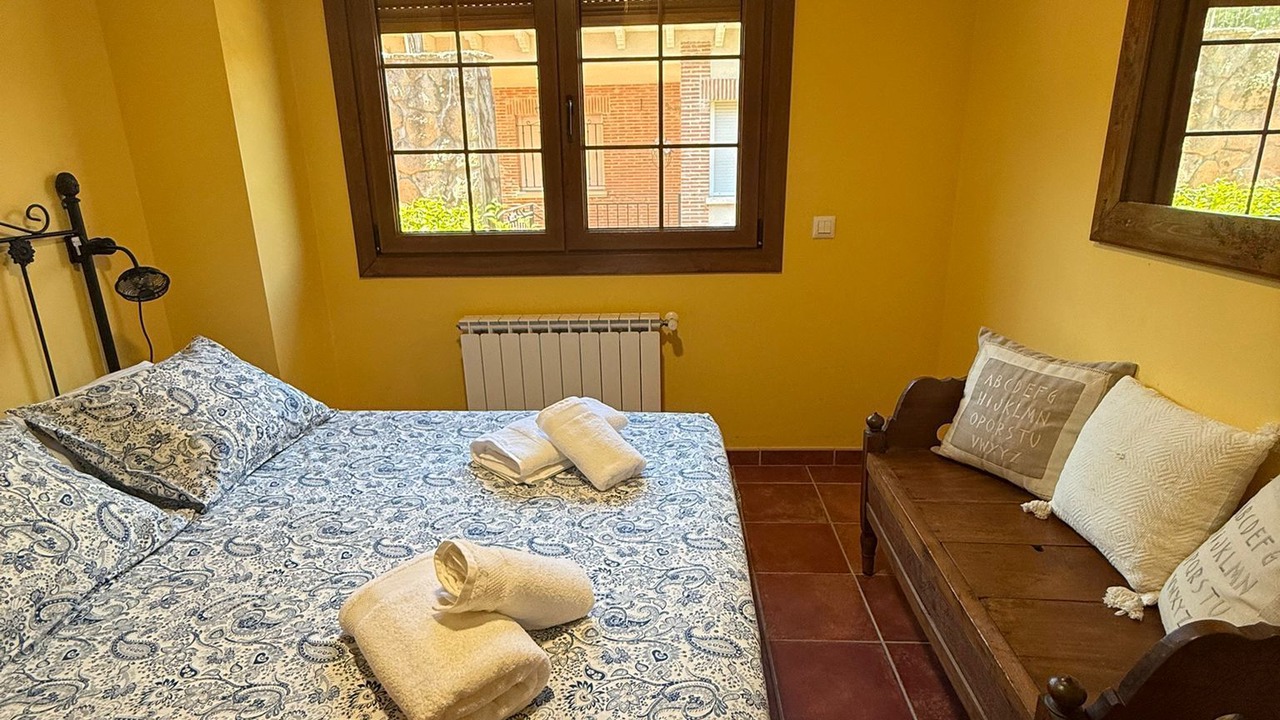 Photo of Bedroom in La Adrada
