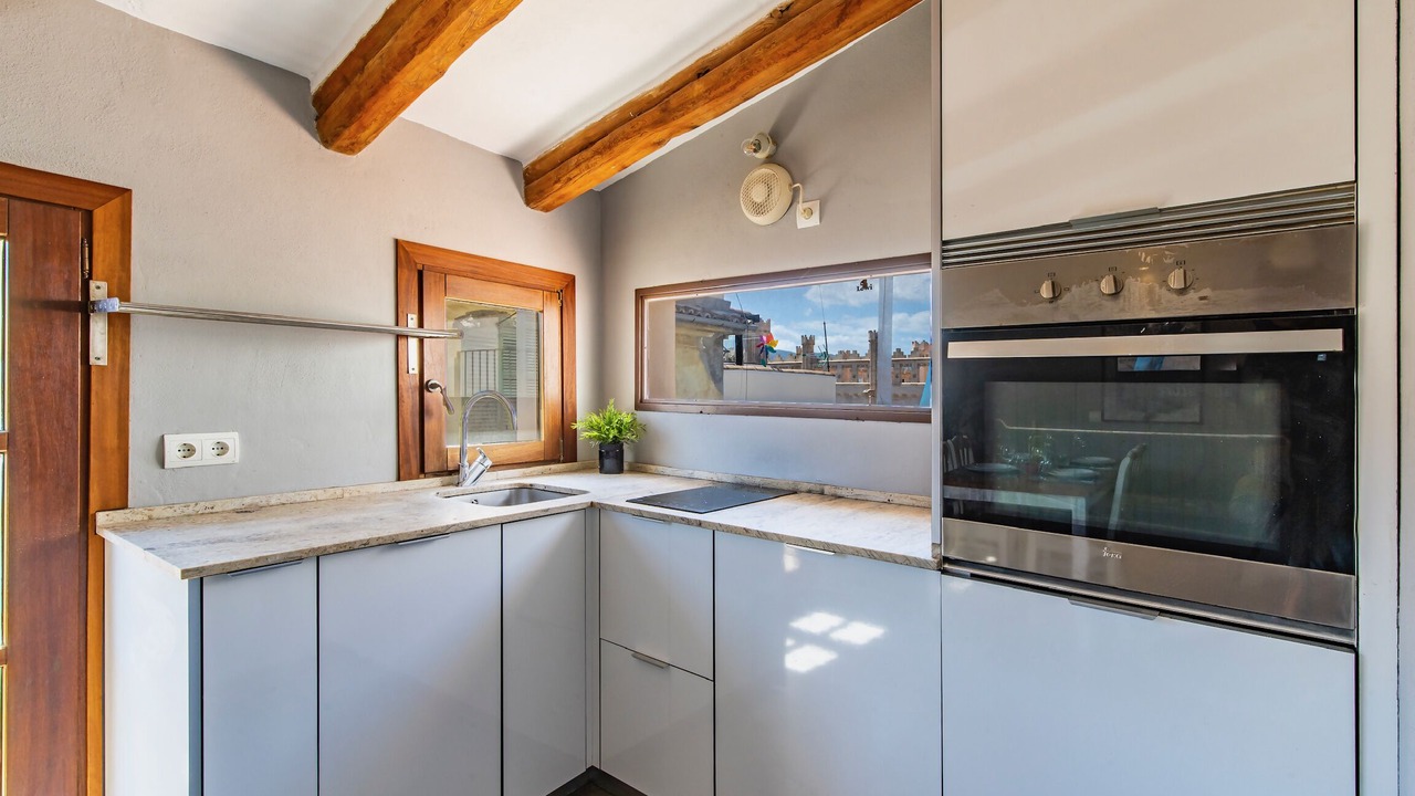 Photo of Kitchen in La Llotja-Born
