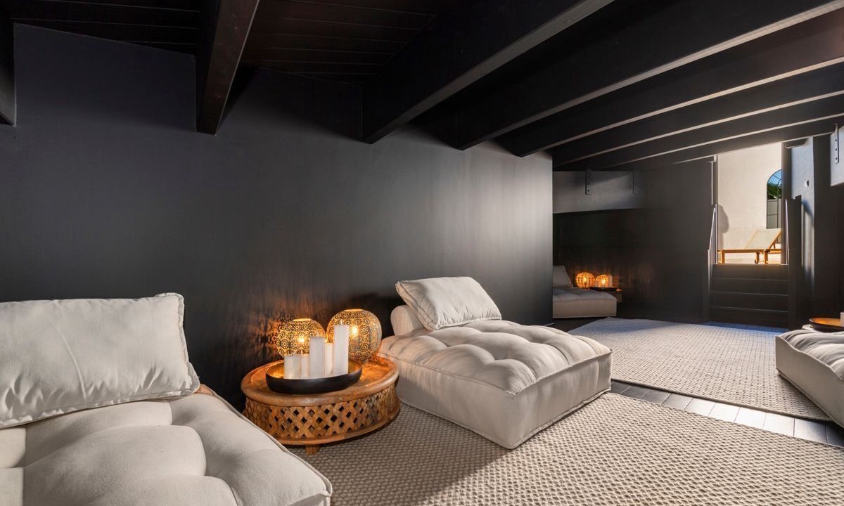 Photo of Bedroom in New Golden Mile