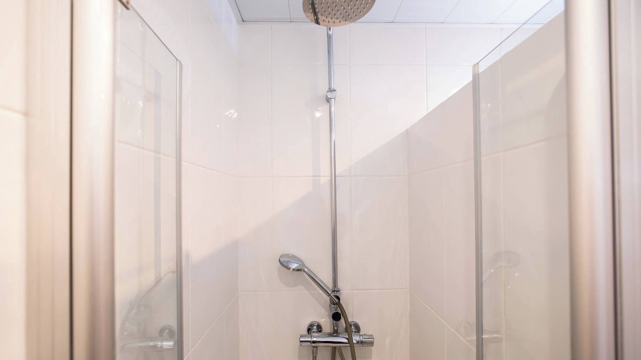 Photo of Bathroom in El Camp de l'Arpa del Clot