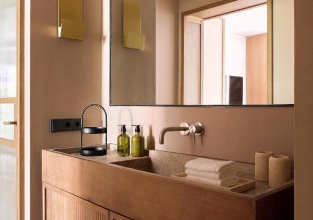 Photo of Bathroom in Embajadores
