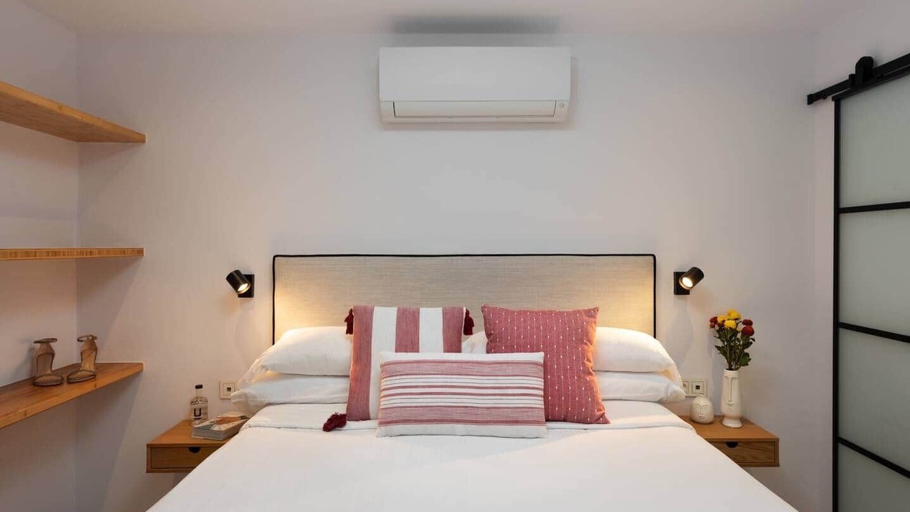 Photo of Bedroom in Golden Mile