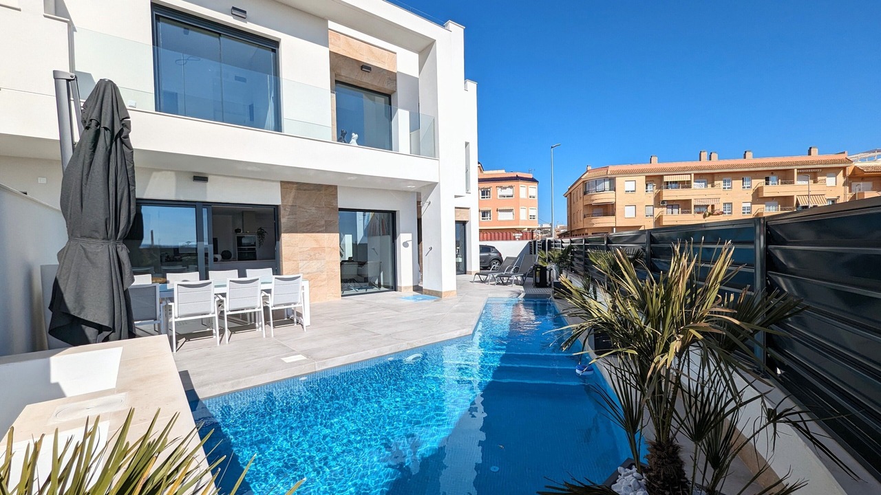 Photo of Outdoor in Los Montesinos